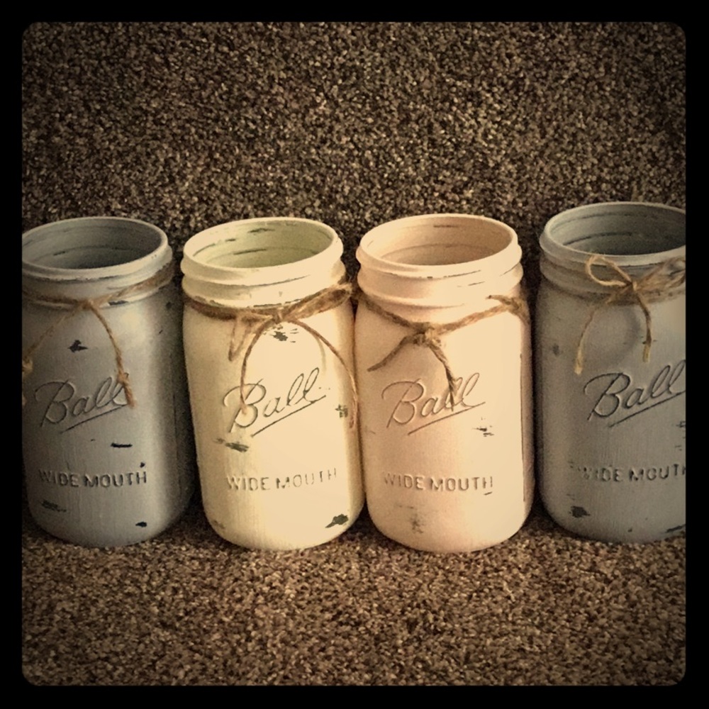 (4) Distressed quart size jars